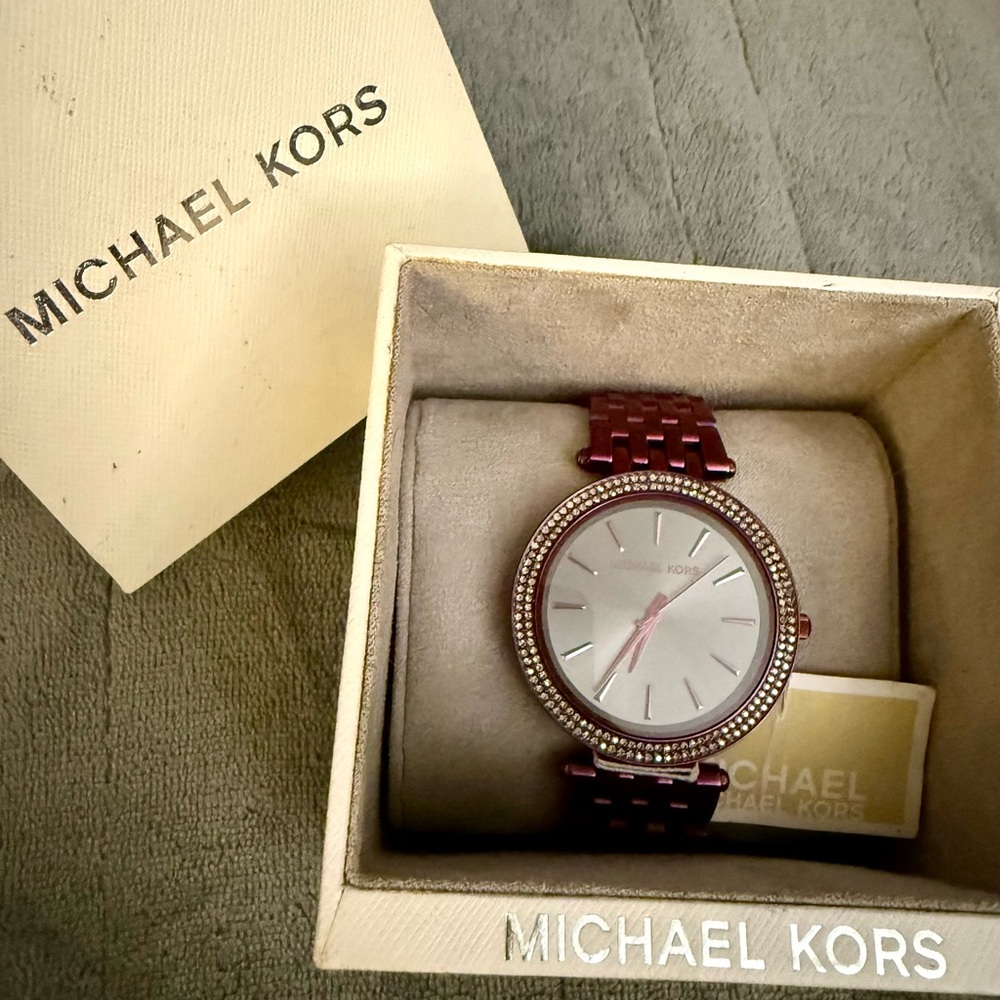 BNWT!!!! Michael Kors Darci Plum Watch - Picture 10 of 11